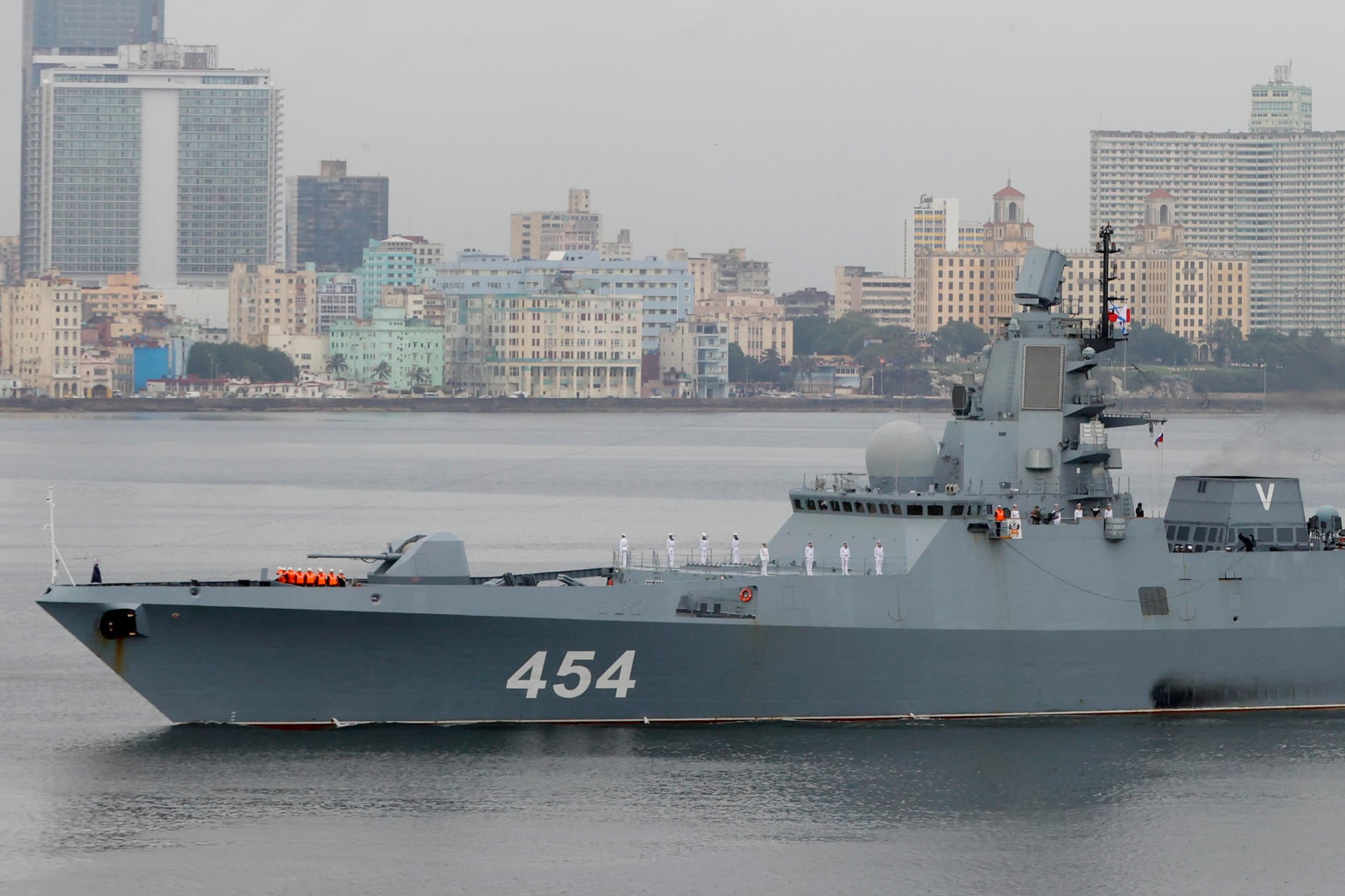 The ship Admiral Gorshkov belonging to the Russian Navy flotilla that arrived in Havana, Cuba.  (EFE/ Ernesto Mastrascusa).
