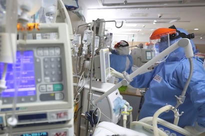 Médicos intensivistas advierten que nueva norma del Minsa abre la puerta al intrusismo en las UCI