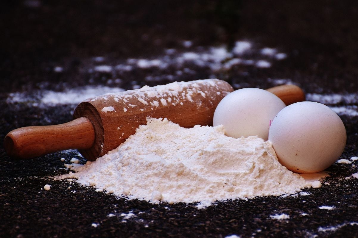 La harina es la clave para preparar deliciosos queques, panes, postres, entre otras tradicionales recetas. (Foto: Pixabay)