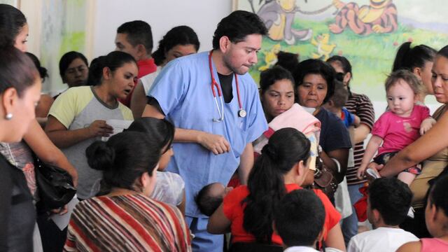 El calentamiento y la mala alimentación: una “amenaza inmediata” para la salud infantil, según la ONU