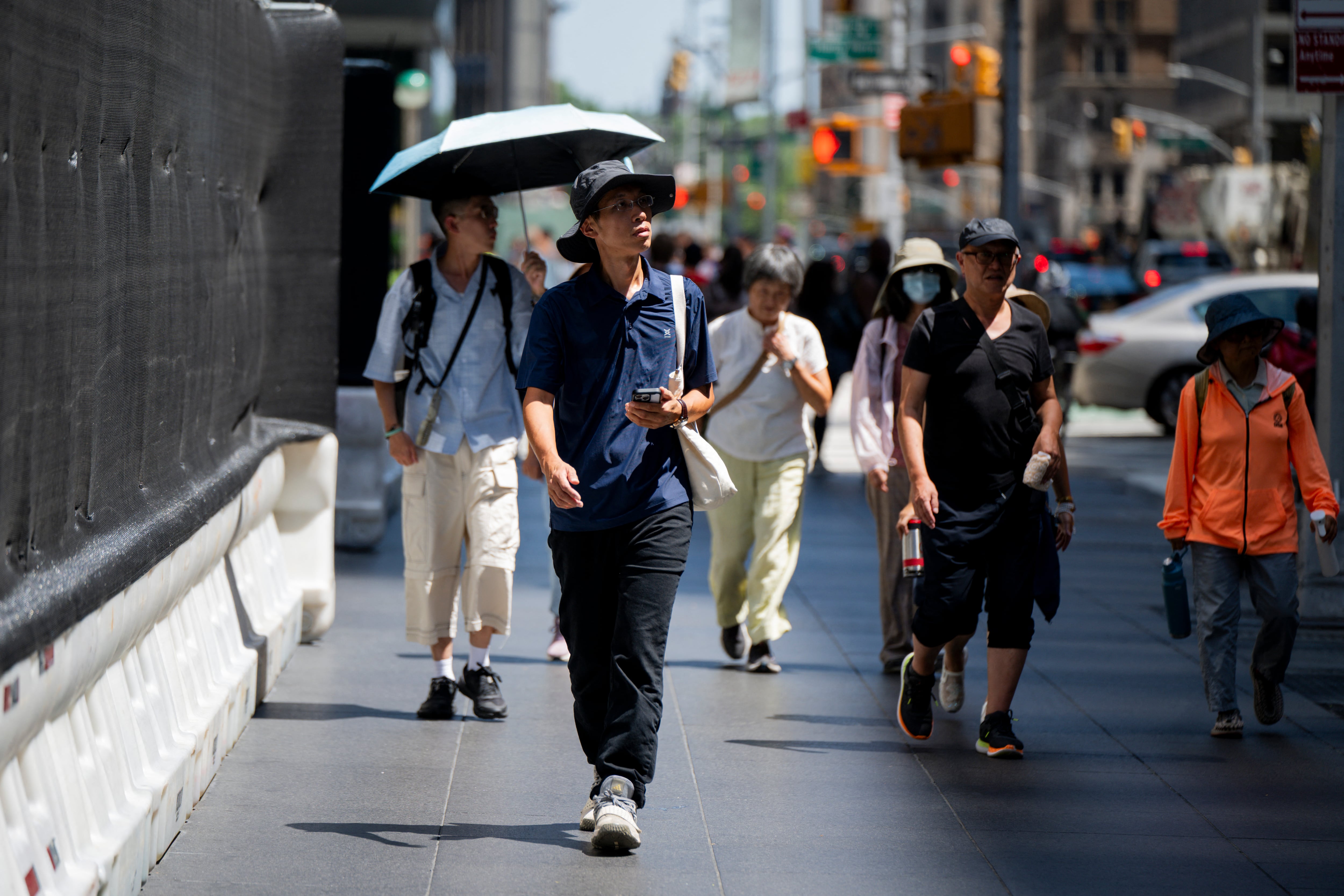 El alcalde de Nueva York, Zohran Mamdani, recomendó a sus ciudadanos que eviten exponerse por tiempos prolongados bajo el sol. (Crédito: Vincent Alban / GETTY IMAGES NORTH AMERICA / Getty Images via AFP)