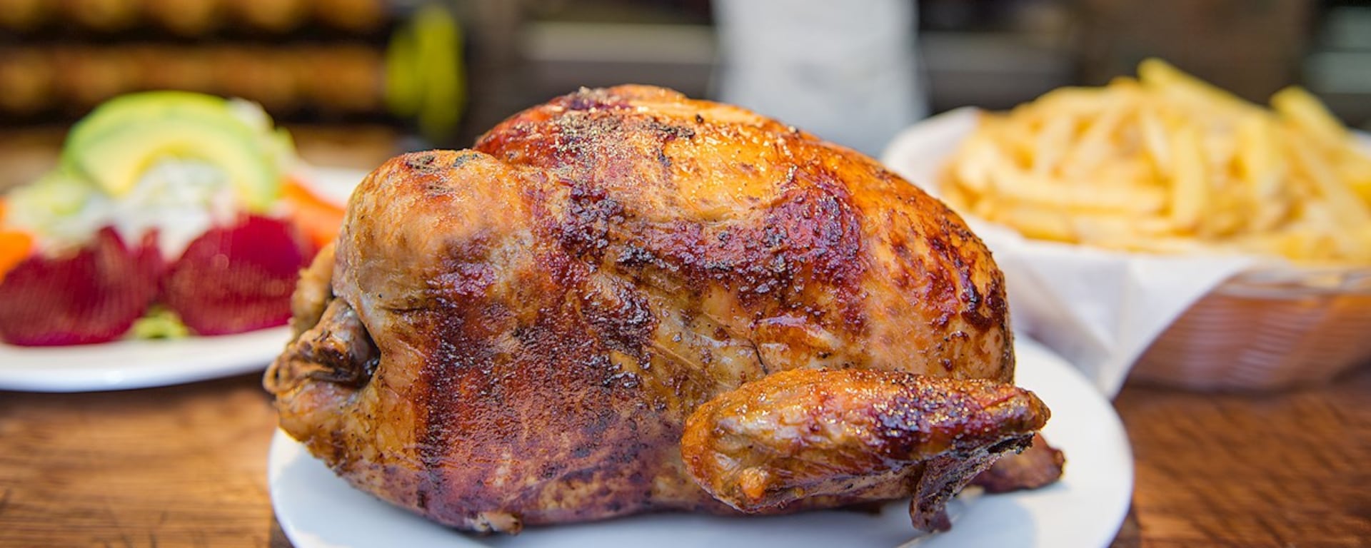 El boom del pollo a la brasa: las marcas que dominan un mercado de S/11.000 millones