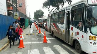 Paradero lleva meses obstruido por obra en Miraflores