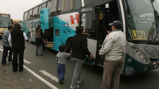 Ladrones se hicieron pasar por pasajeros para asaltar bus en Huaura