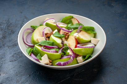 Ensalada Waldorf: domina la receta de Teresa Ocampo de una de las ensaladas más famosas
