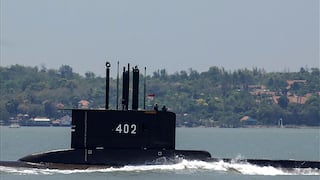 Indonesia encuentra restos del submarino desaparecido con 53 tripulantes y lo da por hundido 