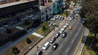 Comisarías son usadas como depósitos de autos intervenidos y abandonados causando congestión vehicular