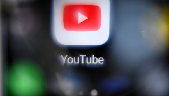 YouTube trabaja con inteligencia artificial. (Foto de Kirill KUDRYAVTSEV / AFP)