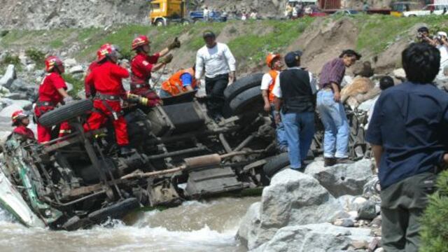 Tres fallecidos dejó vuelco de un camión en vía Jaén - Chiclayo