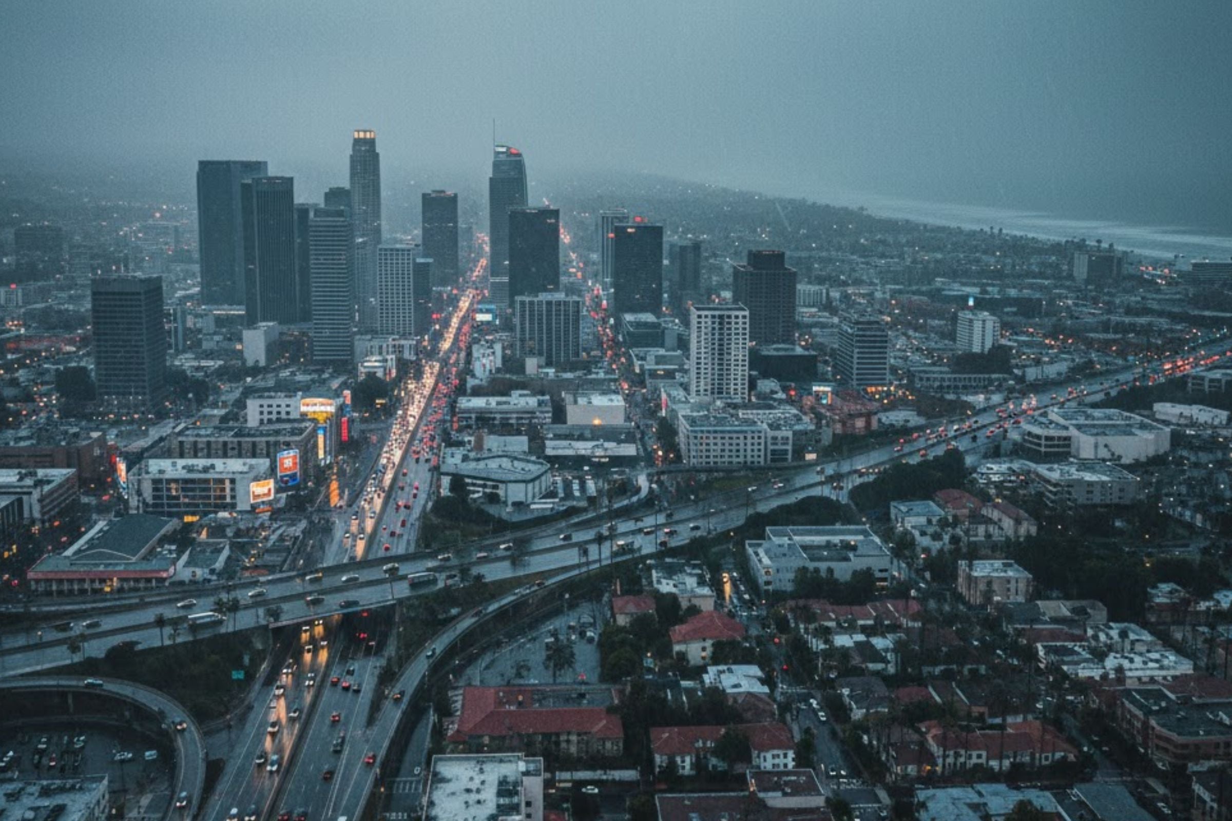 Para los días previos a Navidad, California presentará un clima marcado por fuertes lluvias. (Crédito: Imagen creada por El Comercio MAG usando la IA de 'Gemini')