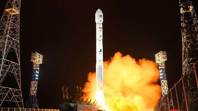 Seúl apunta a que el lanzamiento del satélite norcoreano podría haber resultado fallido