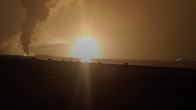 Yemen: Al menos 12 muertos y 30 heridos en bombardeos de EE.UU. en el centro de Saná