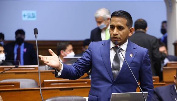Elvis Vergara dijo que "gente de la fiscalía" ofrecieron ayuda en procesos legales a congresistas de Acción Popular. (Foto: Congreso)