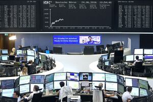 Las bolsas europeas abren casi planas en espera desempleo eurozona