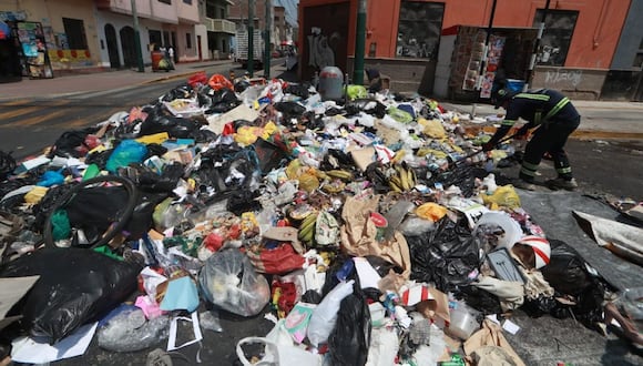 Ciudadanos pueden reportar acumulación de basura en sus distritos a través de aplicativo móvil del OEFA. (Foto: Alessandro Currarino/@photo.gec)