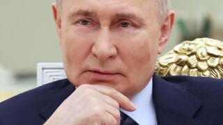 Putin asegura que Rusia desplegará tropas y armamento pesado en la frontera con Finlandia