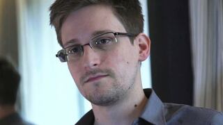 "New York Times" y "The Guardian" piden clemencia para Edward Snowden