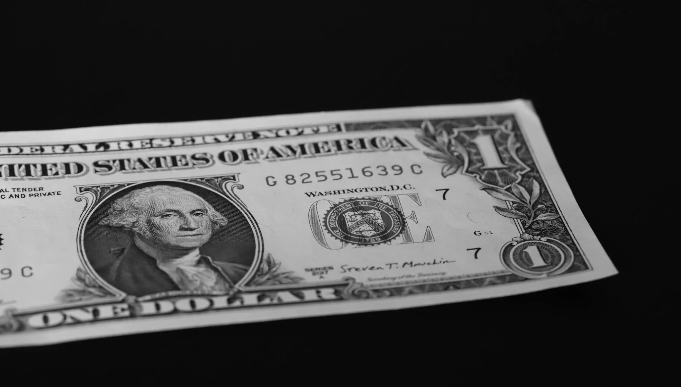 Un ejemplar de un billete de 1 dólar puede costar cientos de dólares en el mercado numismático (Foto: Pexels)