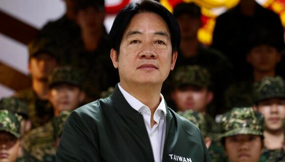 El presidente de Taiwán, Lai Ching-te (William Lai), visita una base militar en Taoyuan, Taiwán, el 23 de mayo de 2024. (Foto de EFE/EPA/RITCHIE B. TONGO)