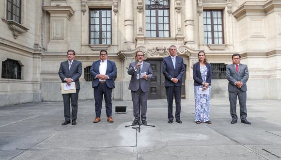 El jefe del Gabinete Ministerial, Alberto Otárola, declaró a la prensa tras la sesión del Consejo de Ministros. (Foto: PCM)