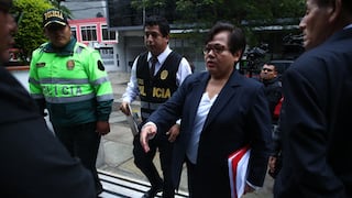 PGE: No dejaron ingresar a María Caruajulca que pedía cumplimiento de orden judicial de reposición en el cargo