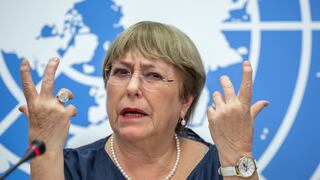 Michelle Bachelet dice que votará a favor de la nueva Constitución en Chile 
