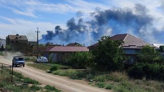 Un alto oficial confirma que Ucrania estuvo detrás de las explosiones en la base aérea rusa de Crimea