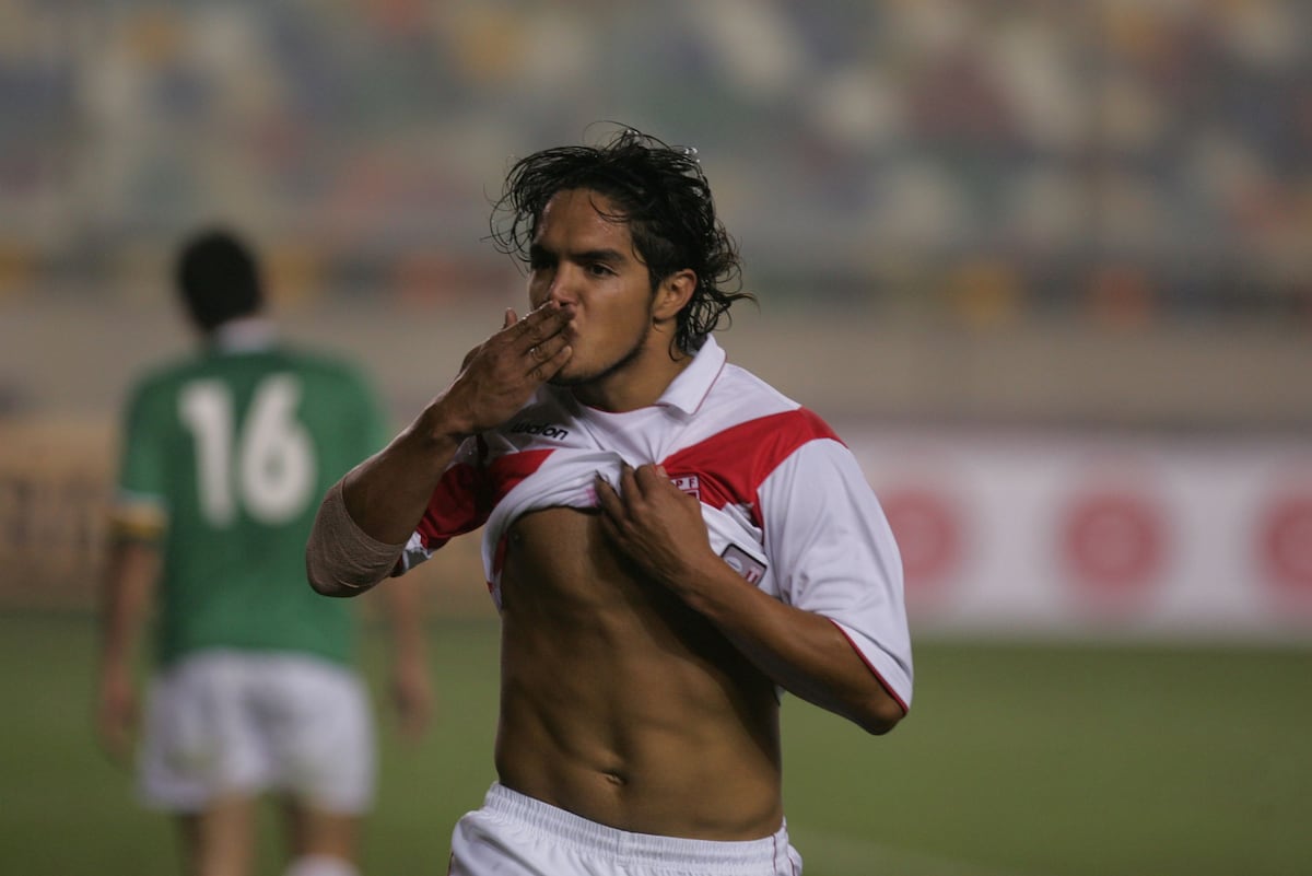 Conmebol saluda al Loco Vargas por su cumple: recuerda estos tres golazos en la selección peruana | VIDEO