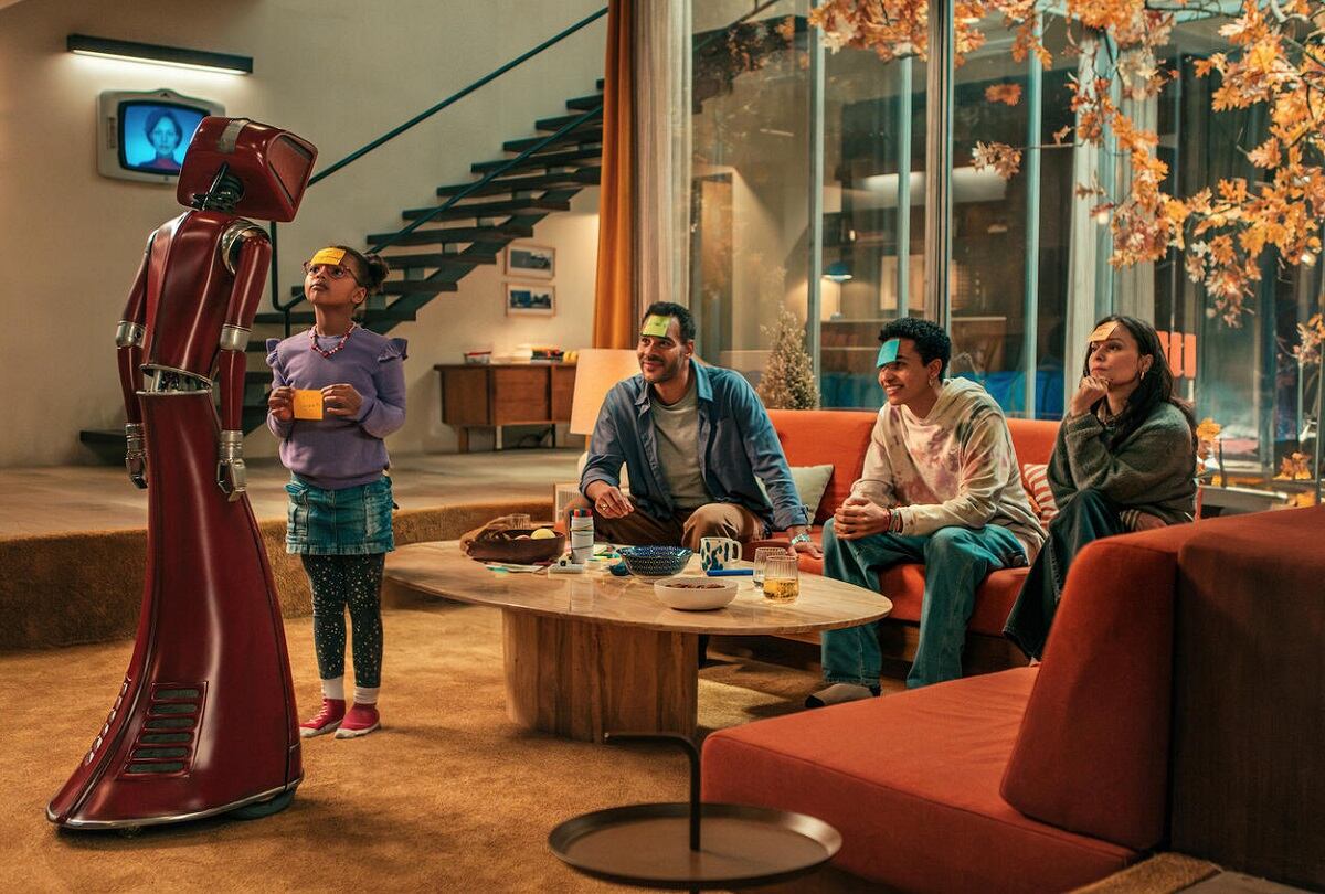 Samira (Mina Tander) junto a su esposo David (Michael Klammer) y sus dos hijos Fynn (Joshua Kantara) y Juno (Mary Tölle) en la serie alemana "Cassandra" (Foto: Netflix)