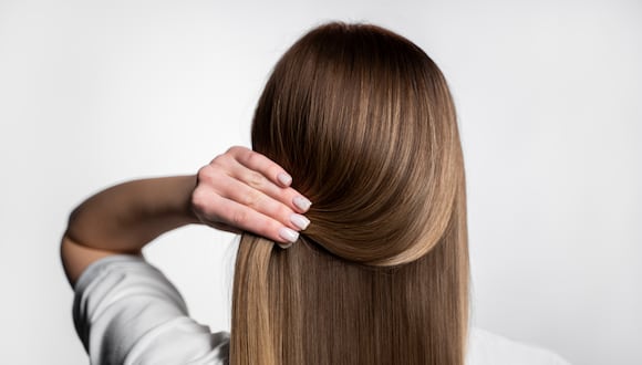 Cuidar nuestro cabello es fundamental para prevenir la caspa