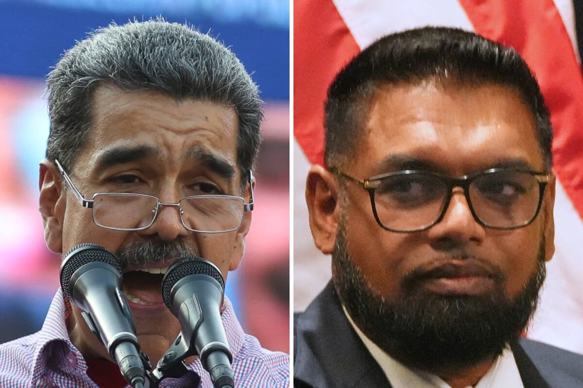 El mandatario venezolano, Nicolás Maduro; y el presidente de Guyana, Irfaan Ali. (Fotos de Pedro MATTEY / Bryan R. SMITH / AFP)