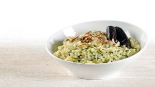 Risotto con espinacas y morcillas coctel