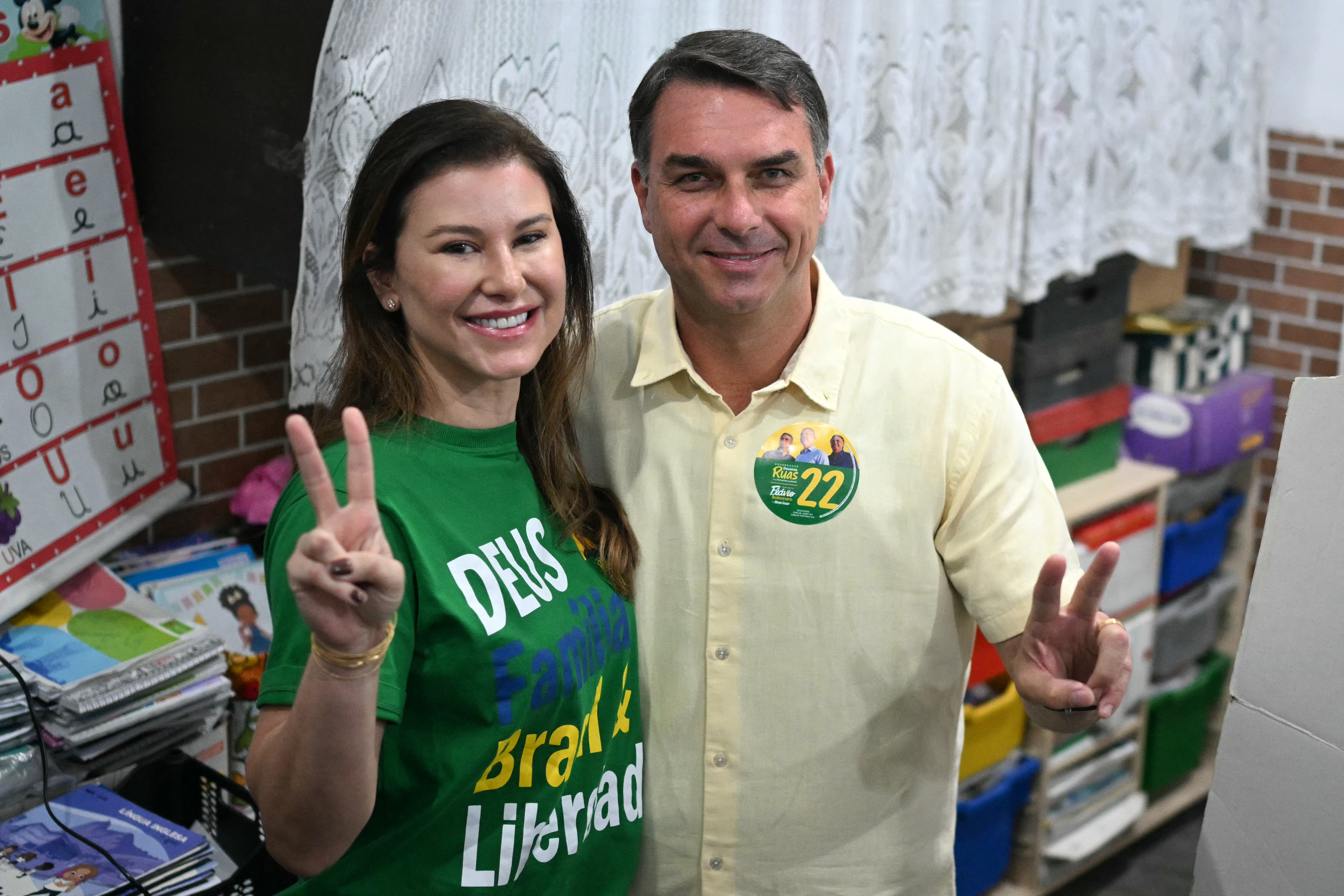 Flávio Bolsonaro vs. Lula: ¿qué necesita cada uno para ganar la segunda vuelta en Brasil?