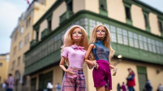Diseñadores de moda a pequeña escala y otras historias de pasión por Barbie en Perú