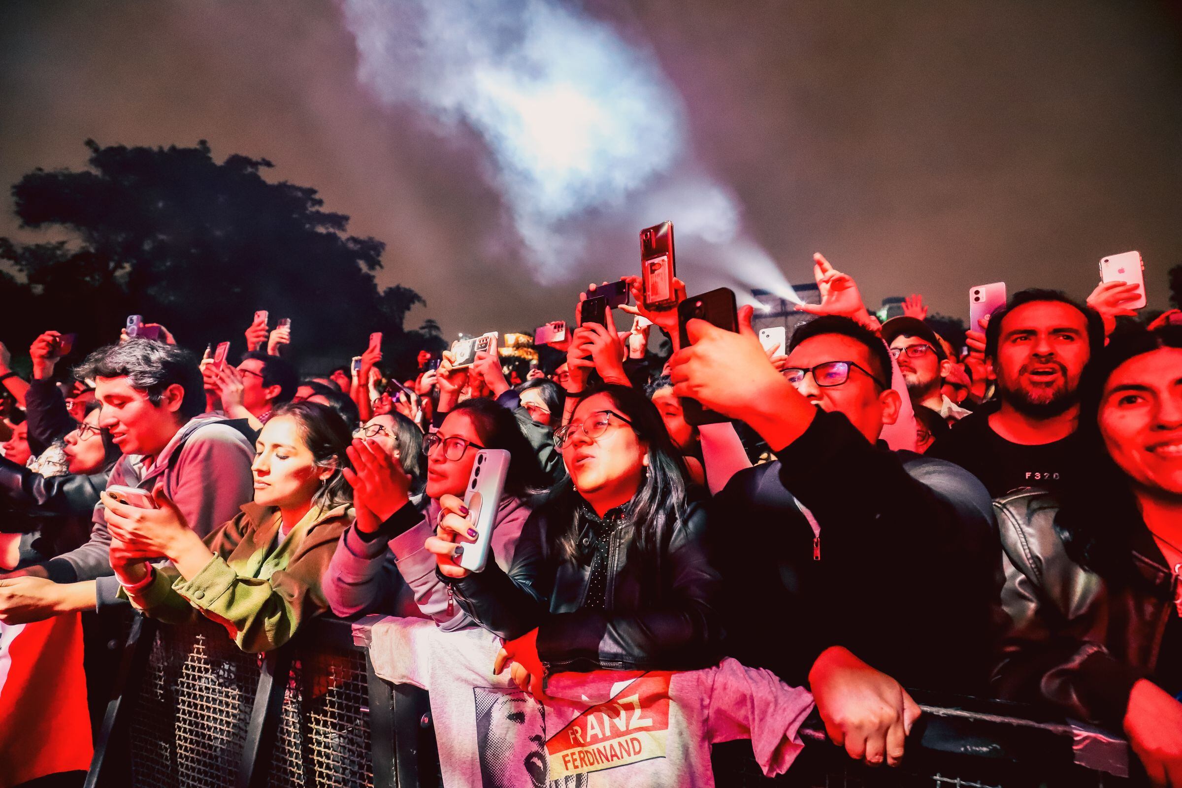 Los fans peruanos de Franz Ferdinand cumplieron en una noche de mucha energía. (Foto: Edgard Lescano)
