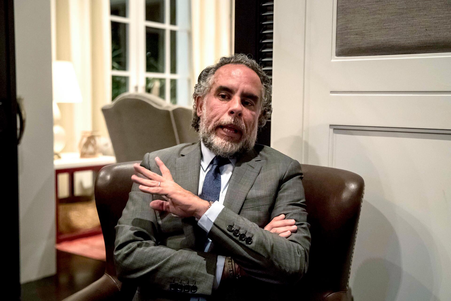 El presidente de Colombia, Gustavo Petro, designó al polémico exembajador Armando Benedetti, involucrado en varios casos de corrupción y violencia machista, como nuevo ministro del Interior en reemplazo de Juan Fernando Cristo. EFE/ Miguel Gutiérrez ARCHIVO