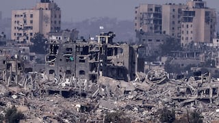 Más de 6.000 personas están desaparecidas bajo los escombros de Gaza o sus cuerpos tirados en la calle