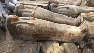 El increíble descubrimiento de al menos 20 sarcófagos de madera en Egipto [FOTOS]