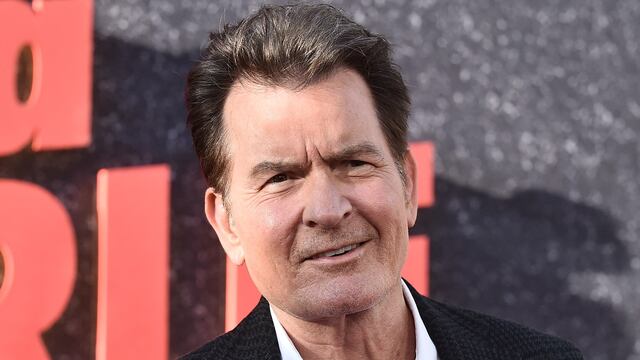 Charlie Sheen rompe el silencio sobre la revelación más impactante que hizo en su documental en Netflix: “fue muy liberador”