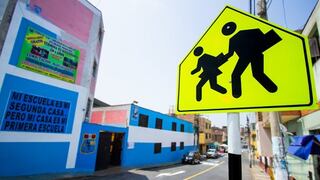Año escolar 2020: realizan mantenimiento vial en alrededores de colegios del Cercado de Lima