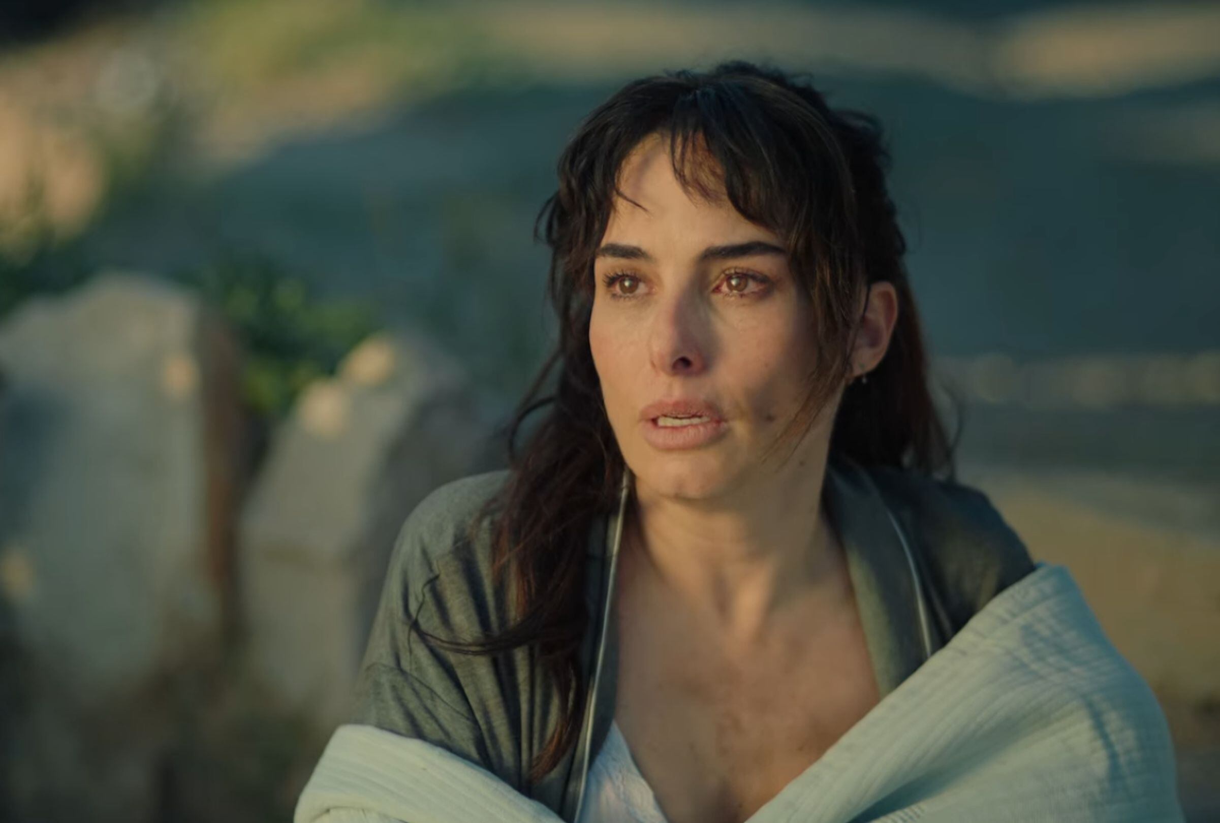 A Perla le arrebatan su hija recién nacida (Foto: Las hermanas Guerra / Netflix)