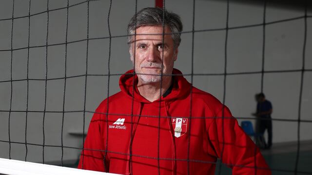 Francisco Hervás renunció al cargo de entrenador de la selección peruana de vóley