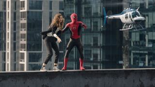 “Spiderman: No Way Home”: ¿Qué pasa en la escena postcréditos y qué puede significar para el futuro del Hombre Araña?