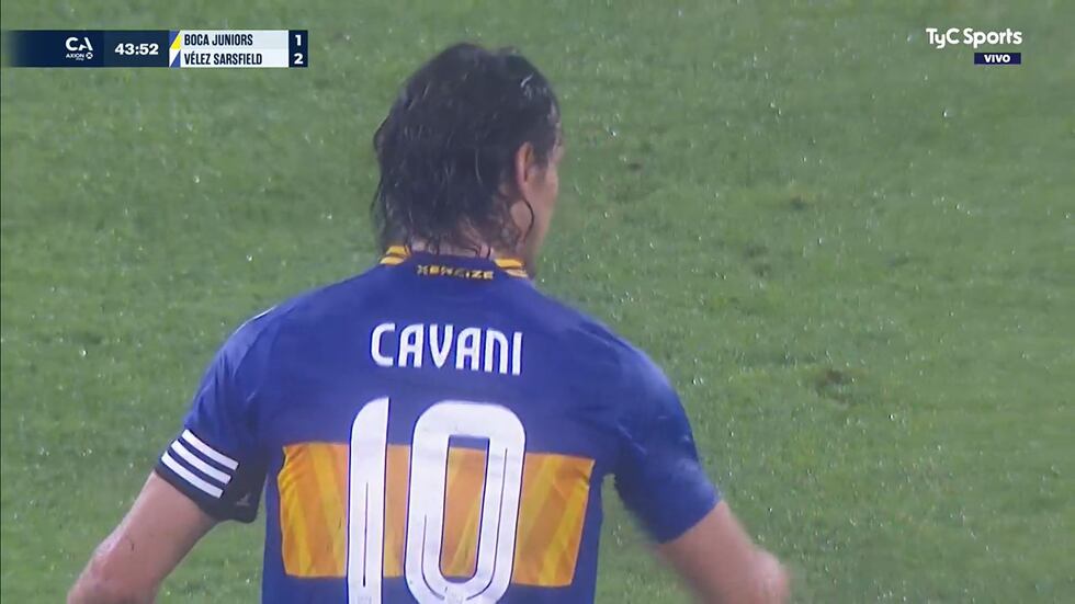 Edinson Cavani puso el descuento para Boca vs Vélez a pocos minutos del final del primer tiempo de la semifinal de Copa Argentina.