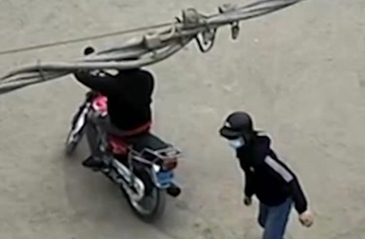 La Policía Nacional del Perú y peritos de Criminalística ya se encuentran analizando las pistas. Foto: América Noticias