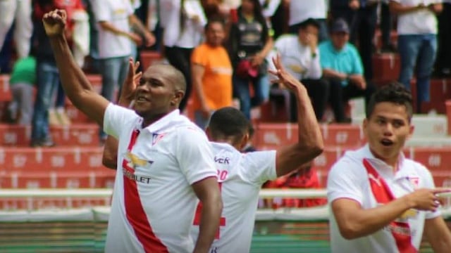 LDU de Quito goleó 4-0 a El Nacional por la vigésima jornada de la Serie A de Ecuador