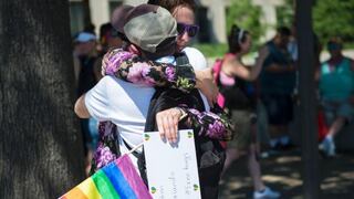 Musulmanes y LGTB se unen en Orlando tras la masacre