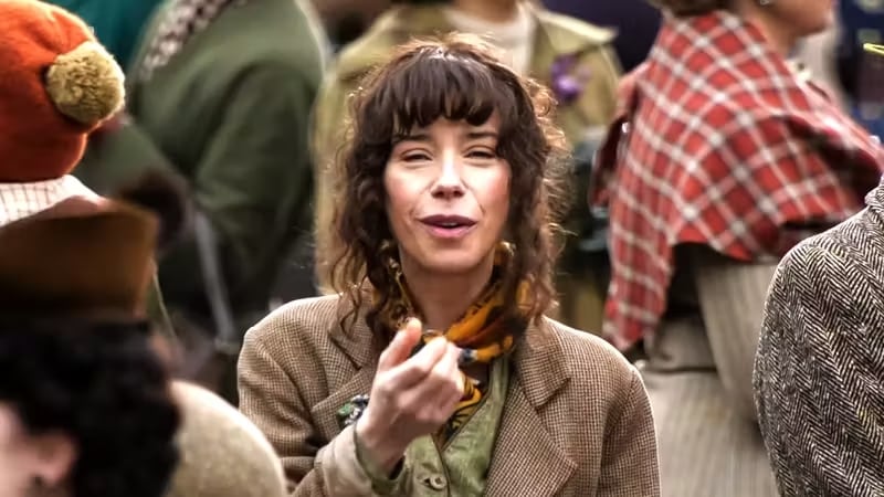 Sally Hawkins interpreta a la madre de Willy Wonka en la película de Paul King (Foto: Warner Bros.)
