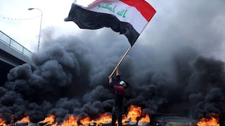 Violenta jornada de protestas deja al menos dos muertos en Irak | FOTOS