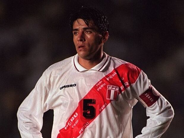 Alfonso Dulanto fue capitán de la Selección Peruana en la Copa América 1997. (Getty Images)